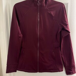 FABLETICS WOMENS LIGHTWEIGHT JACKET